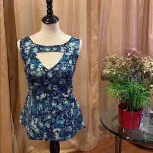 Torrid blue floral peplum top